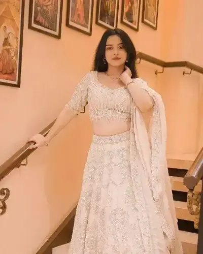 Escort Bhojpur